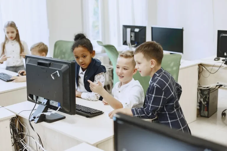 Why Learners and Curious Readers Search for educationbeing.com for Rasphpwork Readers